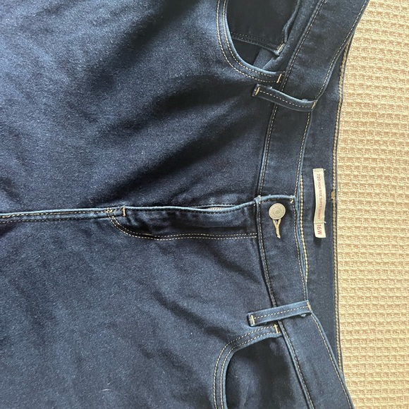 Levi's 720 high rise super skinny Women's Dark Blue Straight Leg Jeans 16 w - Picture 7 of 9